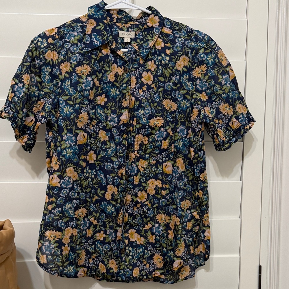 The Aly puff sleeve blouse from Anthropologie in Navy Floral